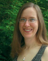 Hand embroidery classes with Yvette Stanton